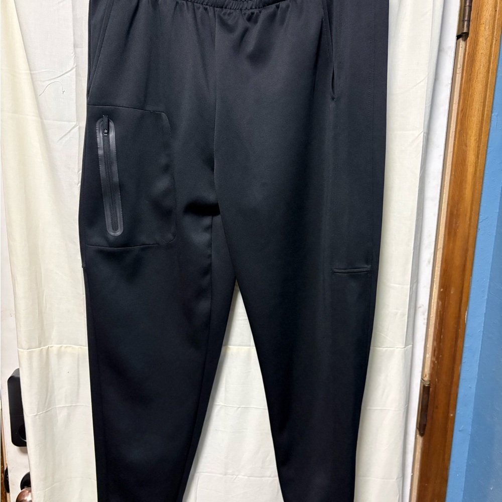 Men's Black Joggers with Zipper Pocket  brand is CSG